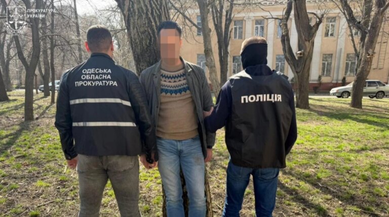 Викрито схему фіктивного бронювання чоловіків у держінституті Одеси
