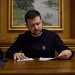 Продовження воєнного стану і мобілізації: Зеленський подав у Раду законопроєкти