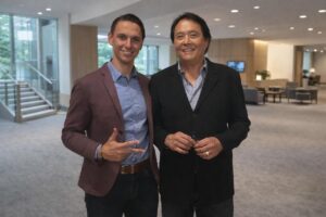 5 місяців підготовки і $25 000 за заявку: як українець встановив рекорд і що робить далі