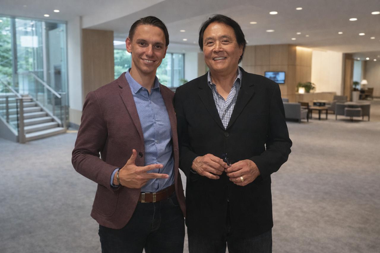 5 місяців підготовки і $25 000 за заявку: як українець встановив рекорд і що робить далі