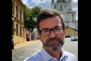 Посол Німеччини, який залишає Київ, звернувся до українців
