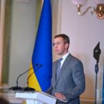 з 1 вересня зарплати педагогів зростуть на 20