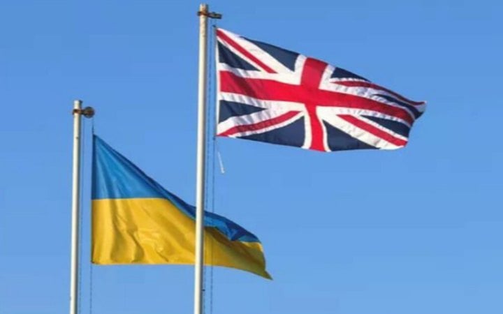 Британія зменшить виплати за розміщення українських біженців з 2027 року